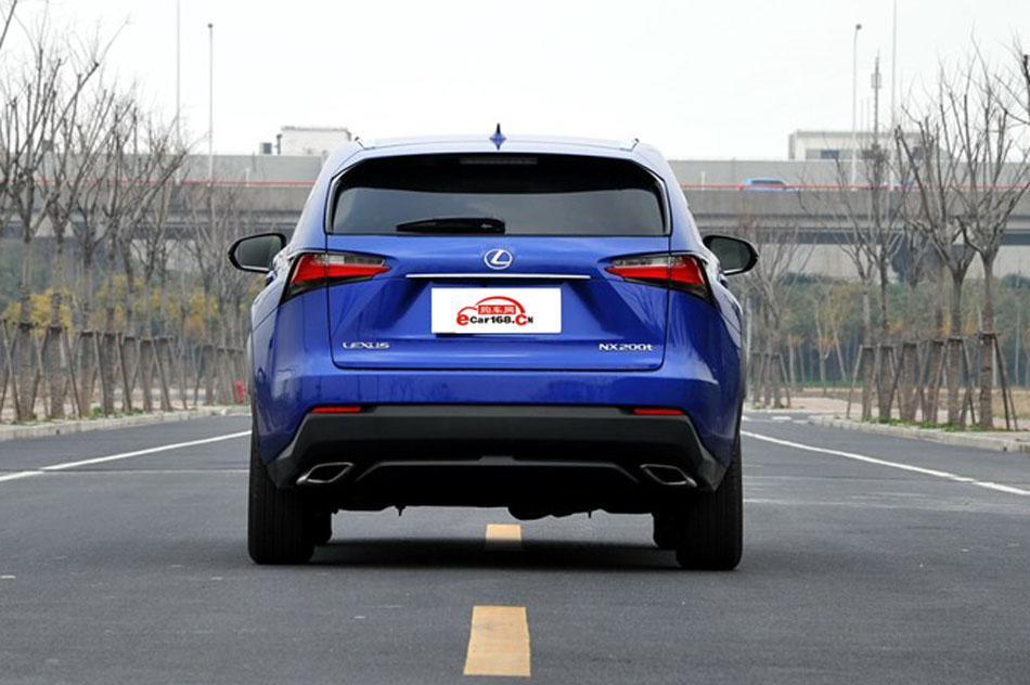 2015款 200t 全驱 F SPORT 外观