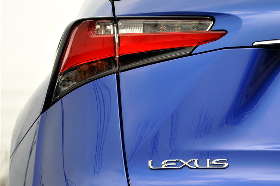 2015款 200t 全驱 F SPORT 细节