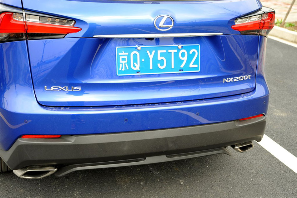 2015款 200t 全驱 F SPORT 细节