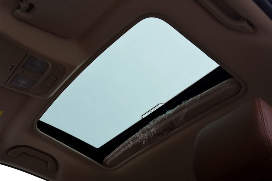 2015款 1.8T CVT睿智型 座椅空间