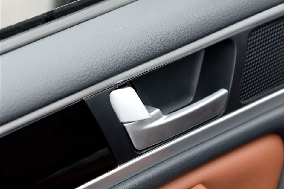 2015款 1.8T CVT睿智型 座椅空间