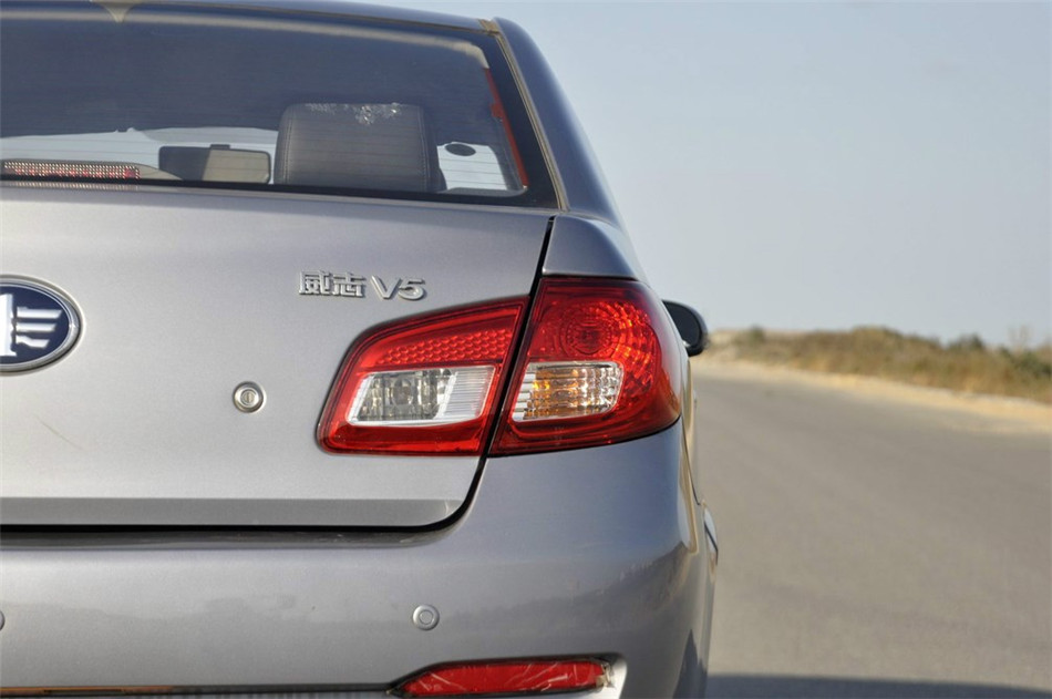 2013款 1.5L MT 精英型 其他