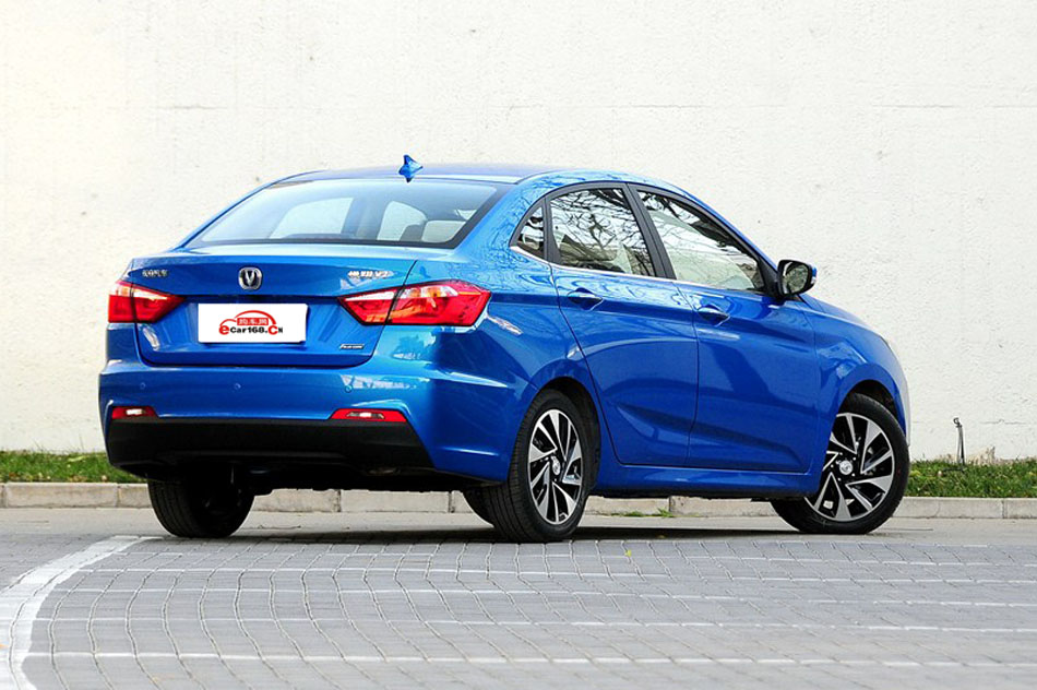 2015款 1.6L 自动乐趣型 外观