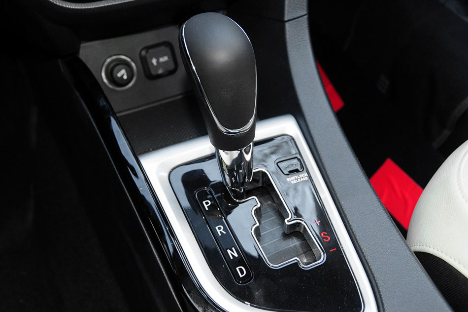 2015款 1.6L 自动乐趣型 内饰