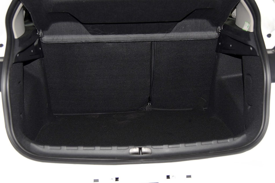 2015款 1.6THP 自动智能型 空间