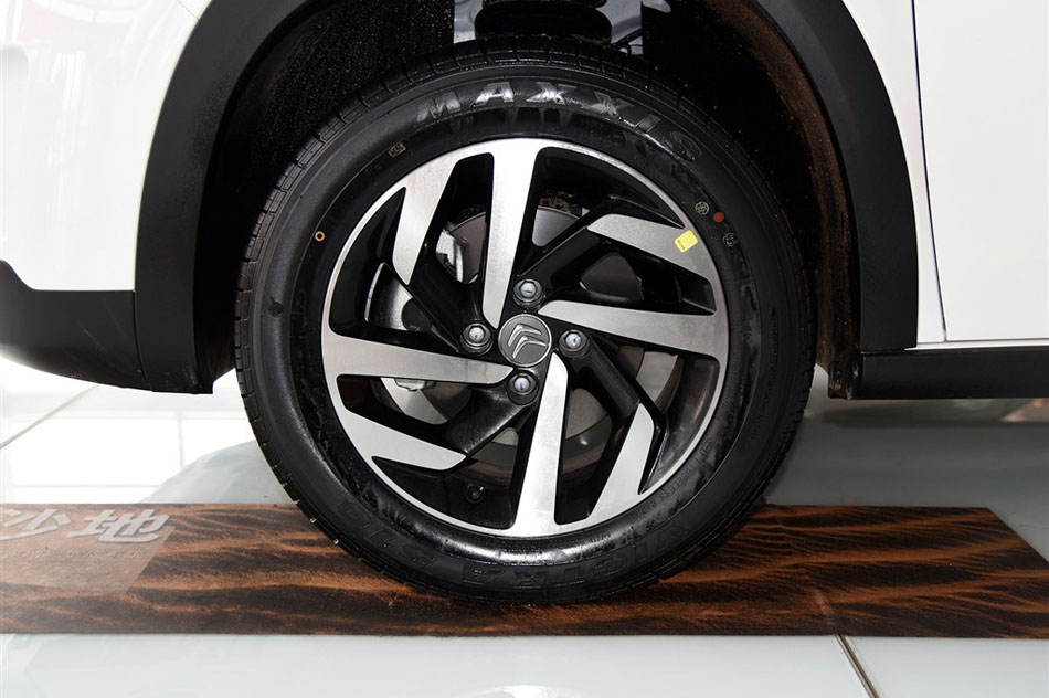 2015款 1.6THP 自动智能型 细节