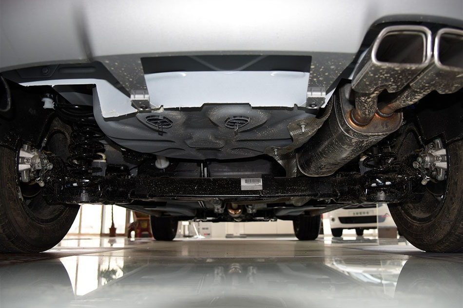 2015款 1.6THP 自动智能型 引擎底盘