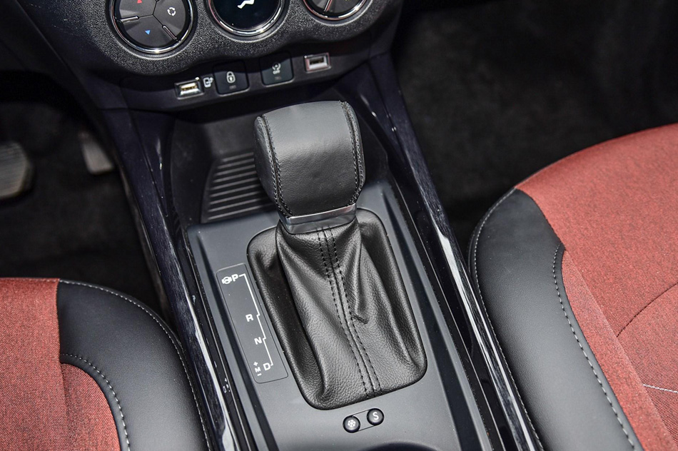 2019款 190THP 自动越领版 内饰