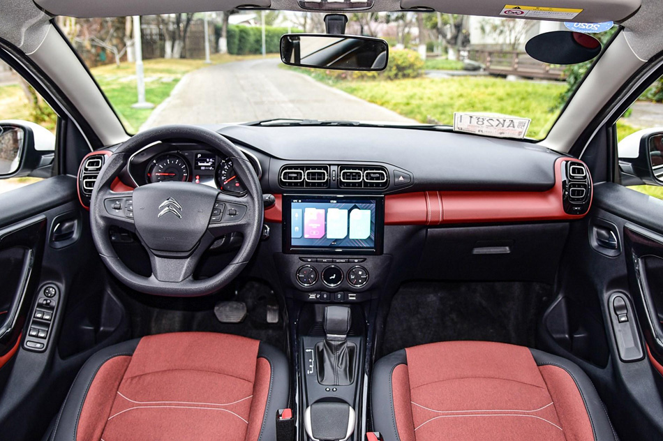 2019款 190THP 自动越领版 内饰