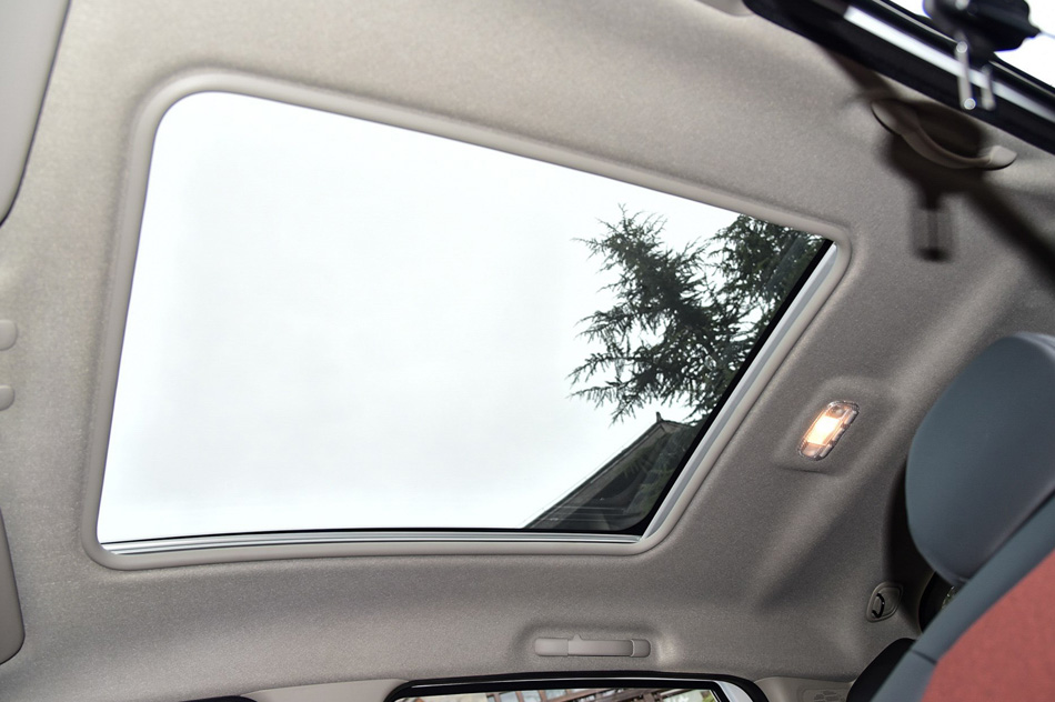 2019款 190THP 自动越领版 座椅空间