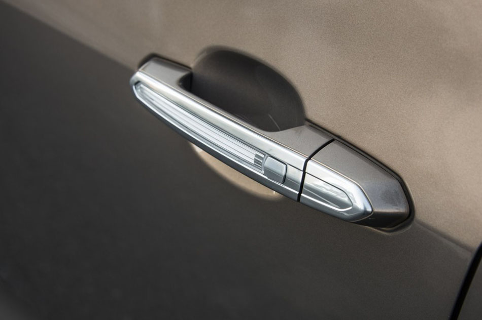 2016款 28T 领先型 细节