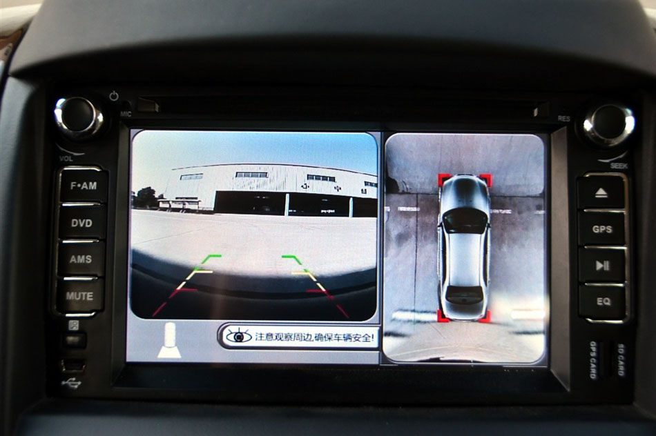 2014款 2.4L 四驱舒适型 内饰