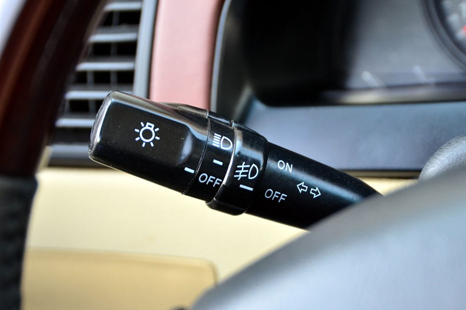 2014款 2.4L 四驱舒适型 内饰