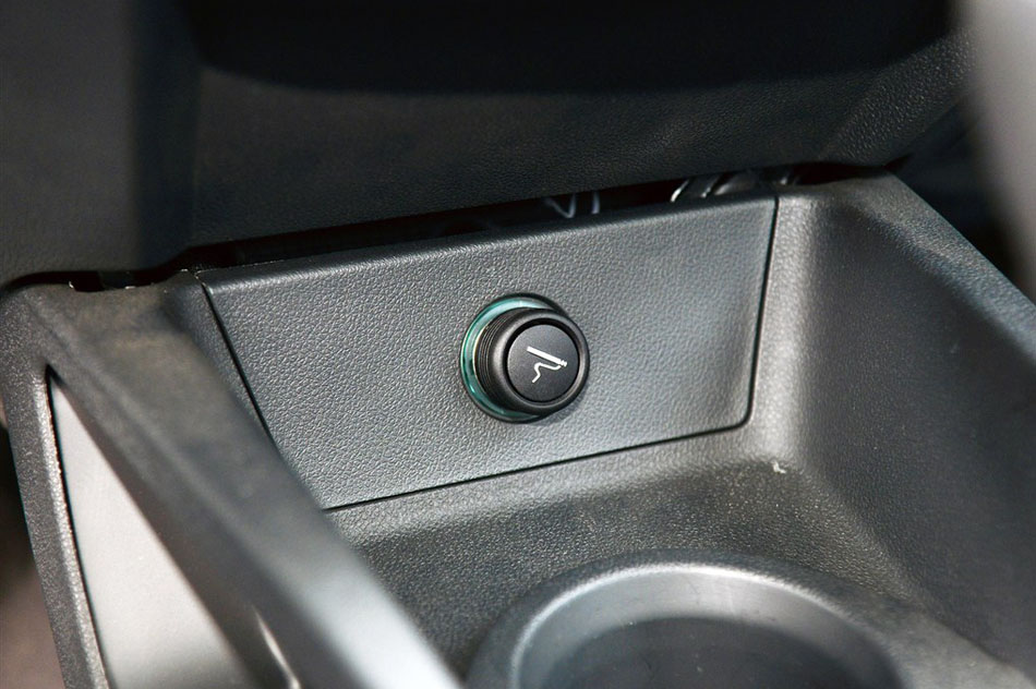 2014款 1.5L 自动尊尚型 内饰