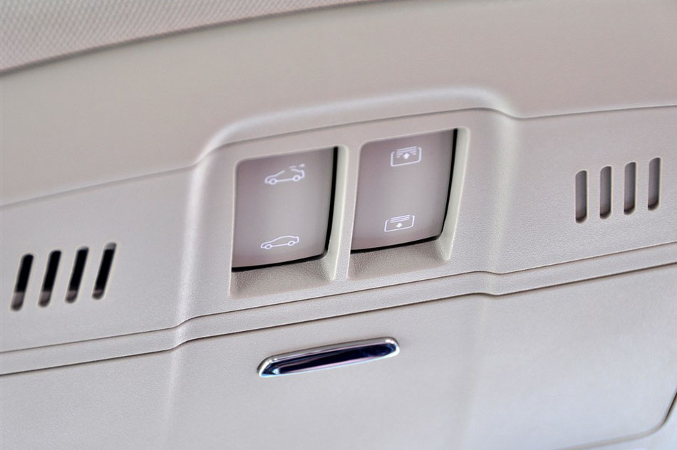 2014款 28T 精英型 座椅空间