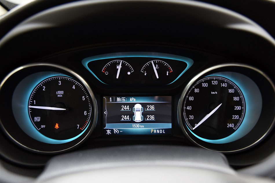 2015款 20T 四驱豪华型 内饰