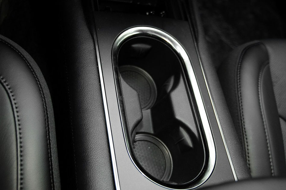 2014款 2.0T 四驱尊耀版 内饰