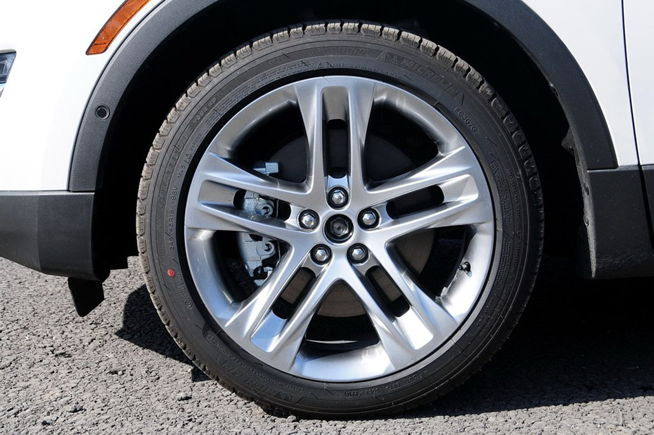 2014款 2.0T 四驱尊耀版 细节