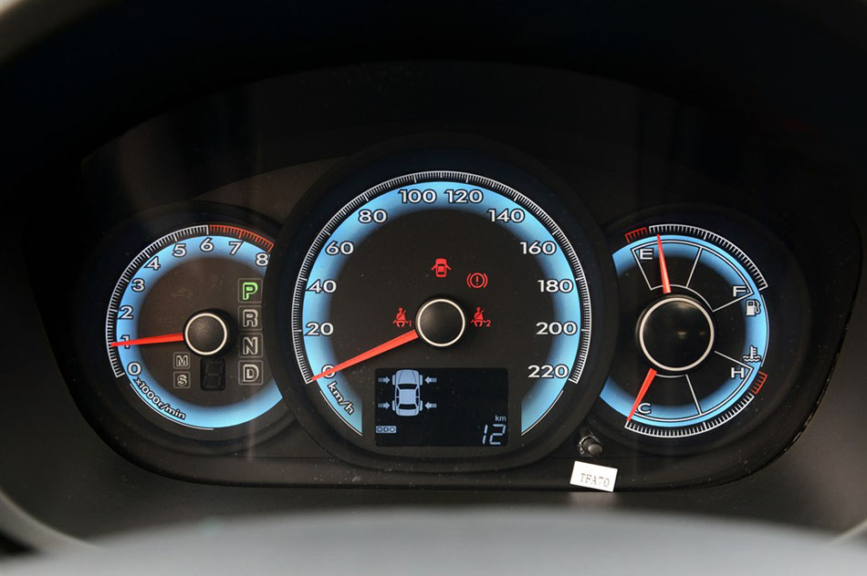 2015款 1.8L 自动尊贵型 内饰