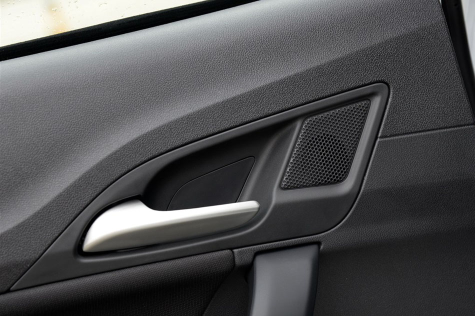 2015款 1.5T 手动风尚版 座椅空间