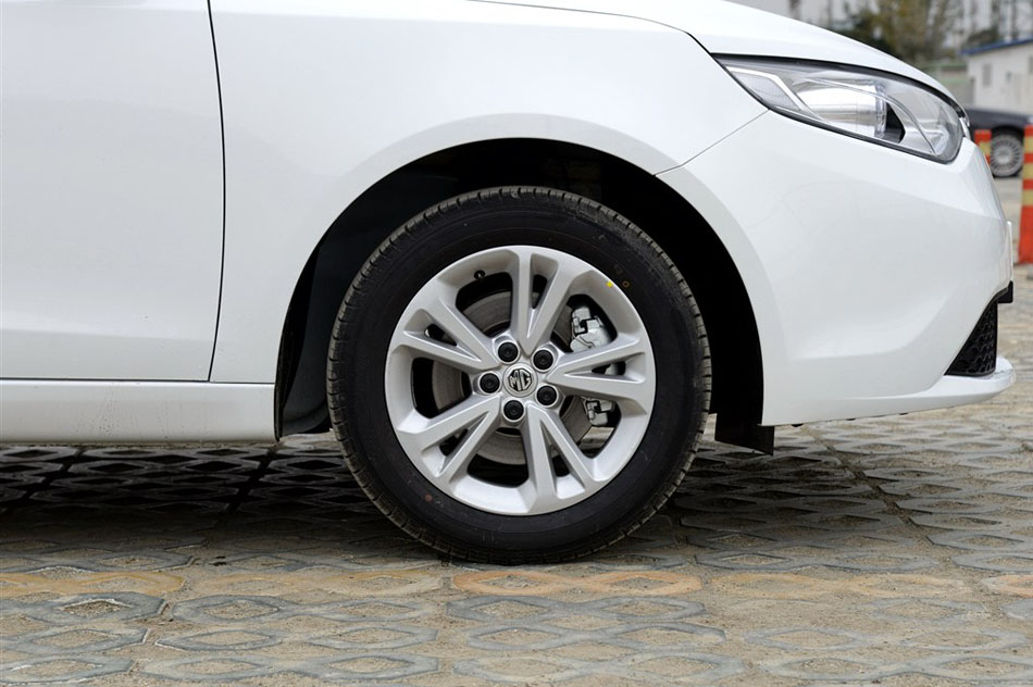 2015款 1.5T 手动风尚版 细节