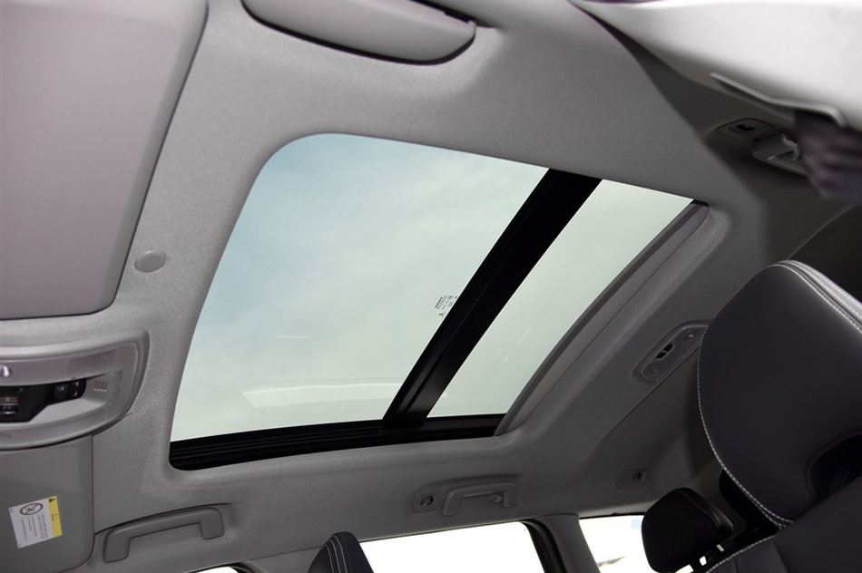 2015款 2.5T T6 AWD 智越版 座椅空间