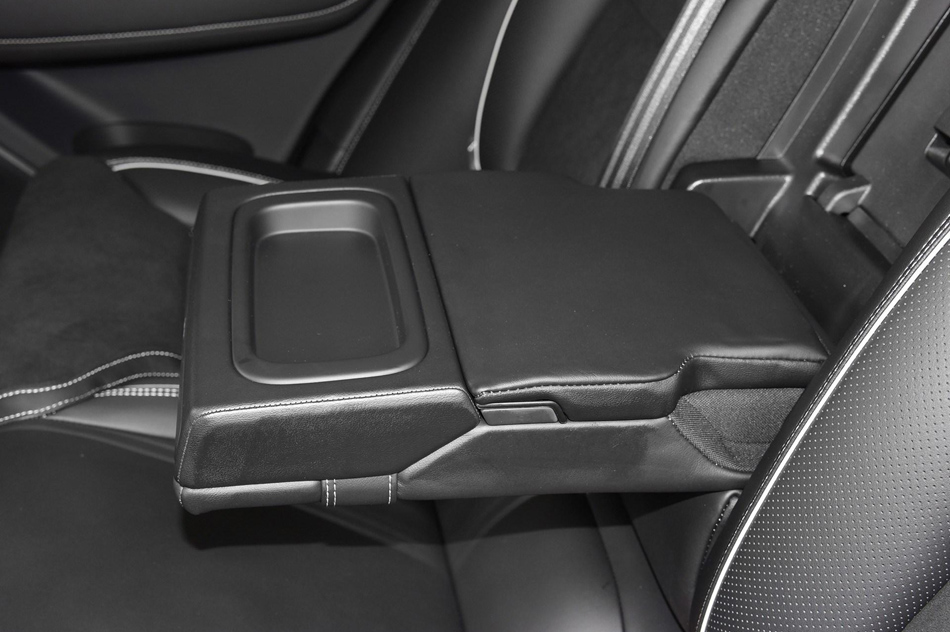 2019款 T5 四驱智远运动版 座椅空间