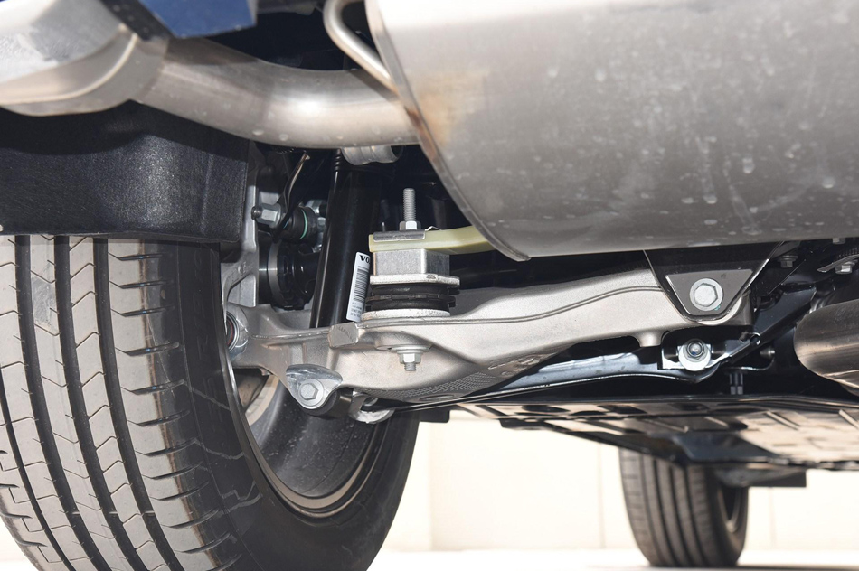 2019款 T5 四驱智远运动版 引擎底盘