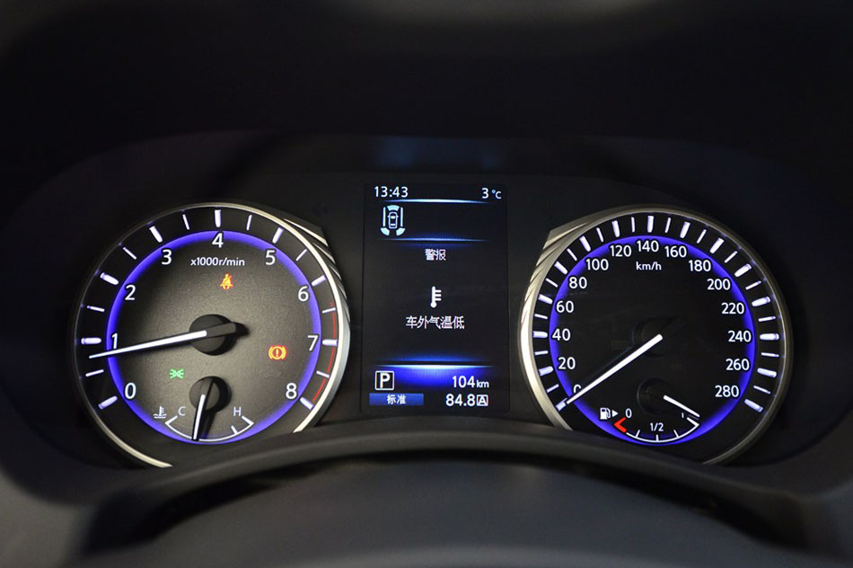 2015款 2.0T 豪华运动版 内饰