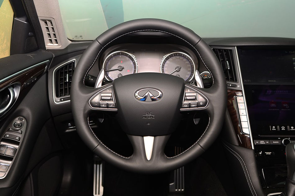 2015款 2.0T 豪华运动版 内饰