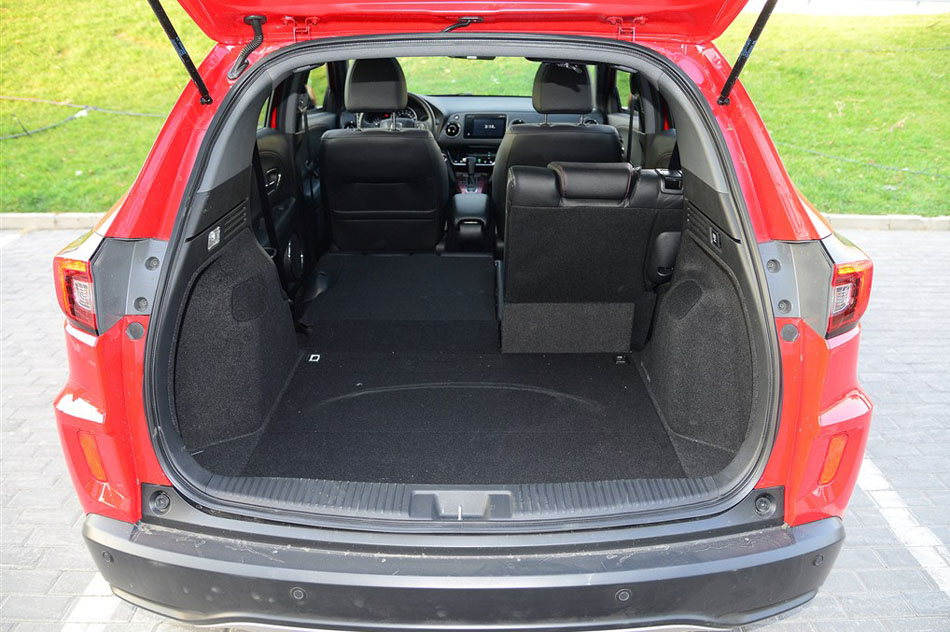 2015款 1.8L VTi CVT豪华版 座椅空间