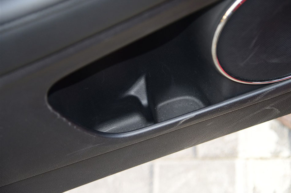 2015款 1.8L VTi CVT豪华版 座椅空间