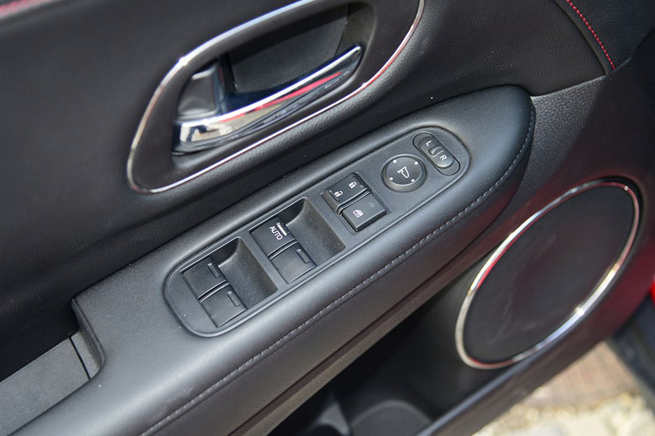 2015 1.8L VTi CVT οռ