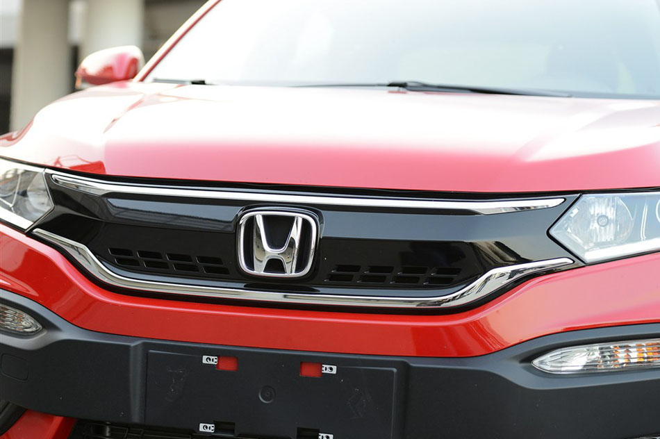 2015 1.8L VTi CVT ϸ