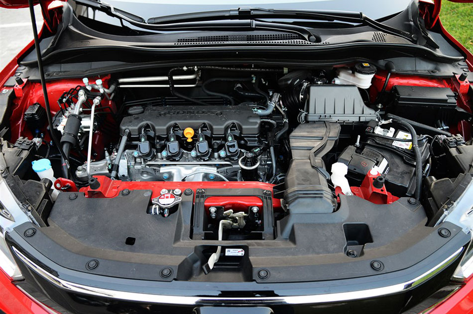 2015款 1.8L VTi CVT豪华版 引擎底盘