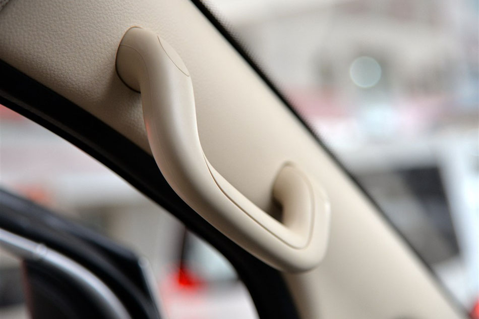 2015款 1.8L1.8L 舒适型 空间