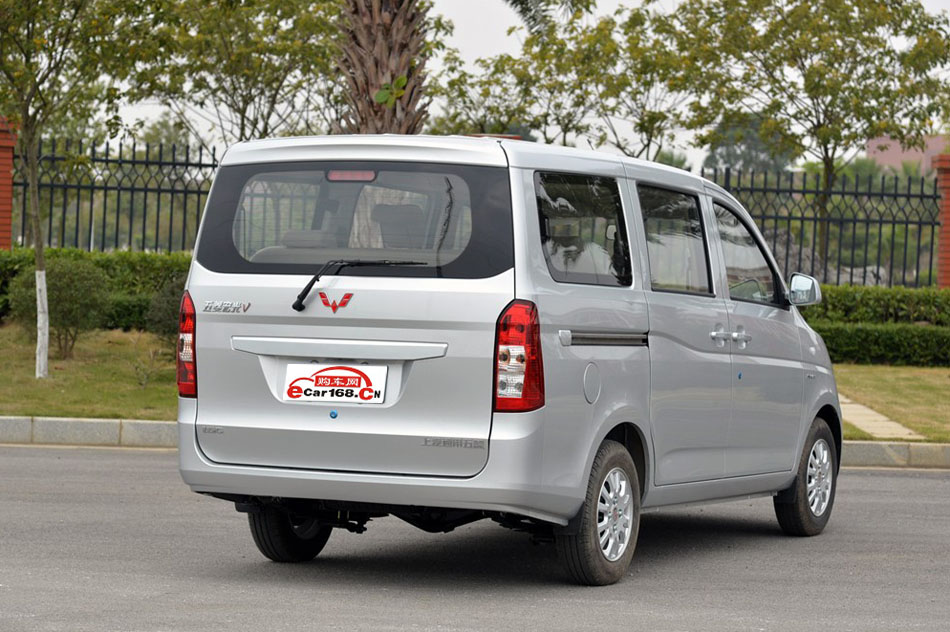 2015款 1.5L标准型 外观