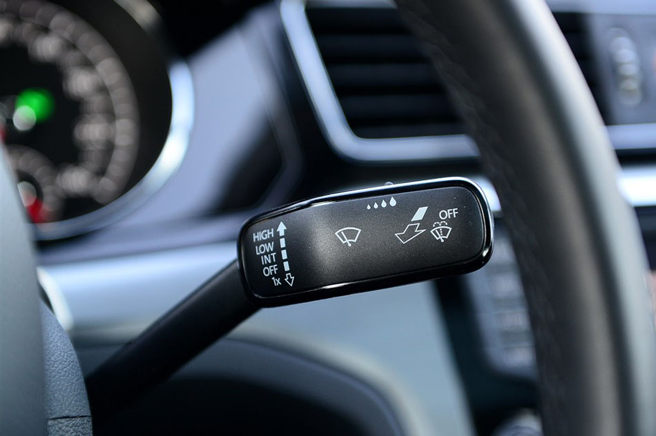 2015款 330TSI DSG豪华版 内饰