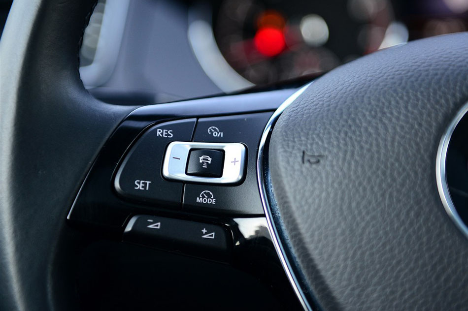 2015款 330TSI DSG豪华版 内饰