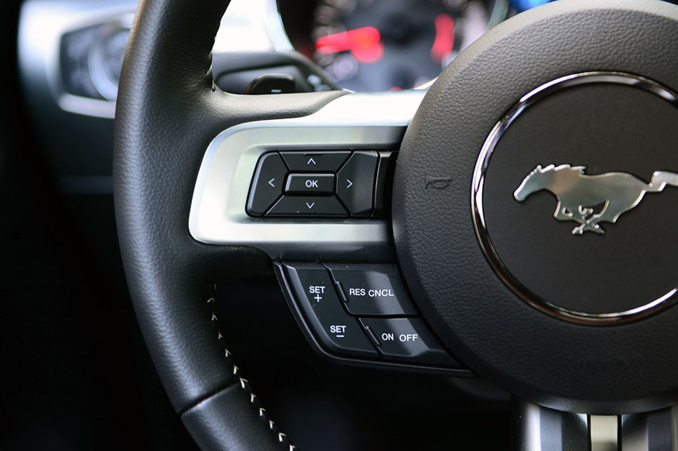 2015款 2.3T 50周年纪念版 内饰