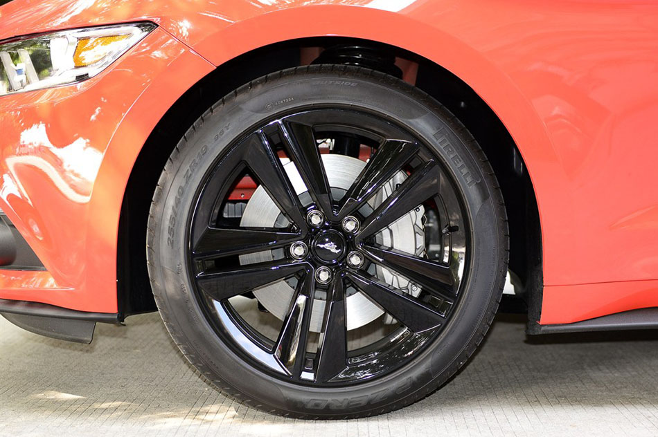 2015款 2.3T 50周年纪念版 细节