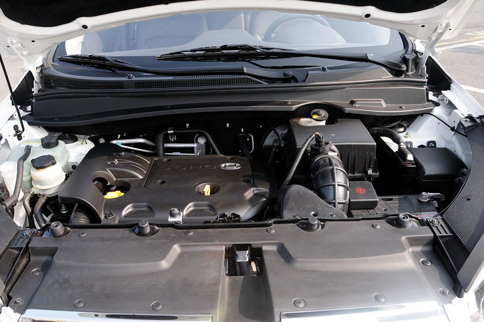 2015款 1.5T 手动两驱汽油豪华型 引擎底盘