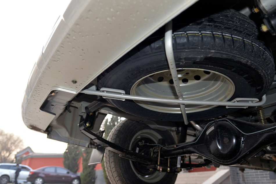 2015款 1.5L基本型4G15S 引擎底盘