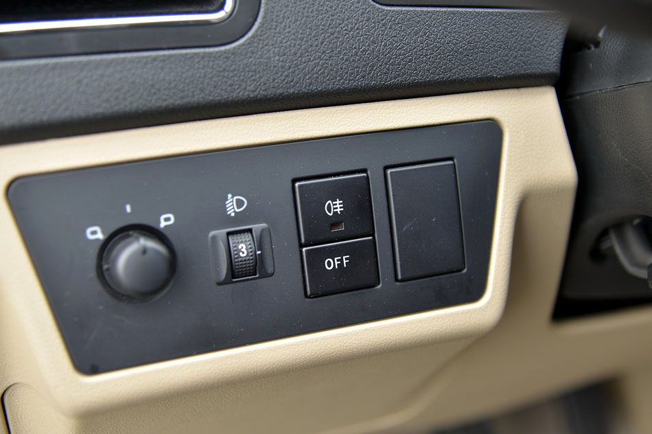 2015款 1.5L 手动豪华型 内饰