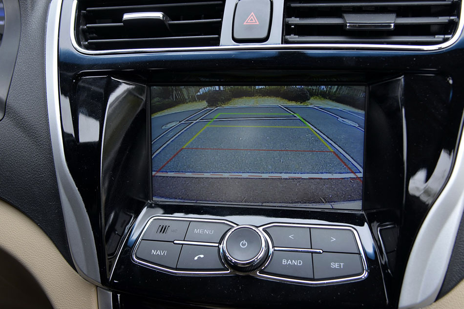 2015款 1.5L 手动豪华型 内饰