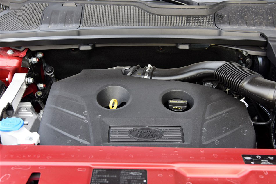 2015款 2.0T 五门锐动版 引擎底盘