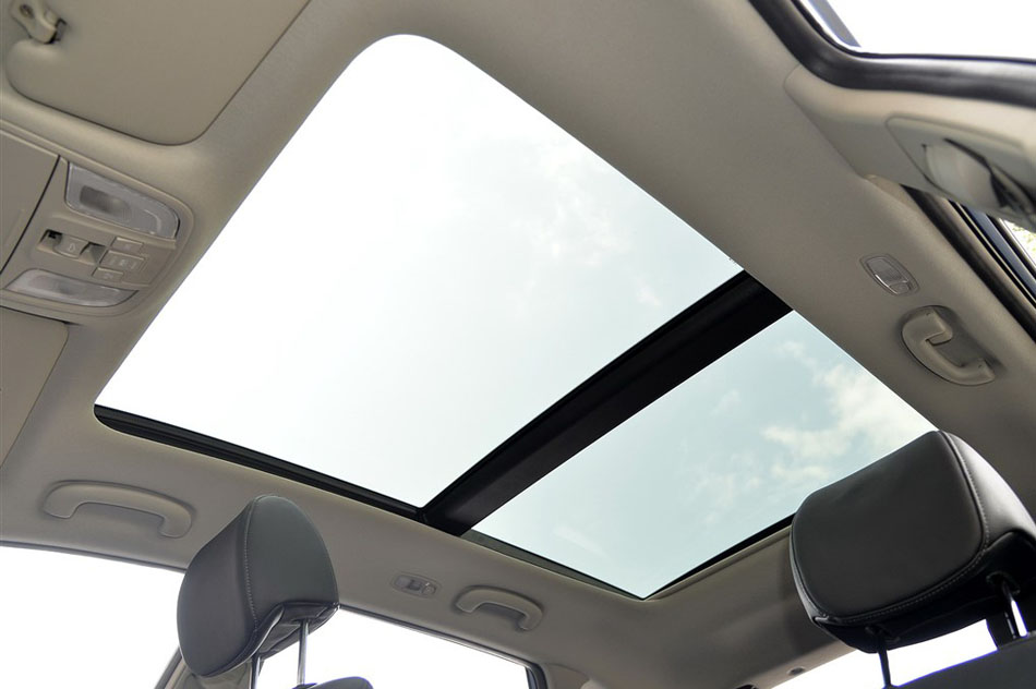 2015款 1.6L 自动两驱PRM 座椅空间