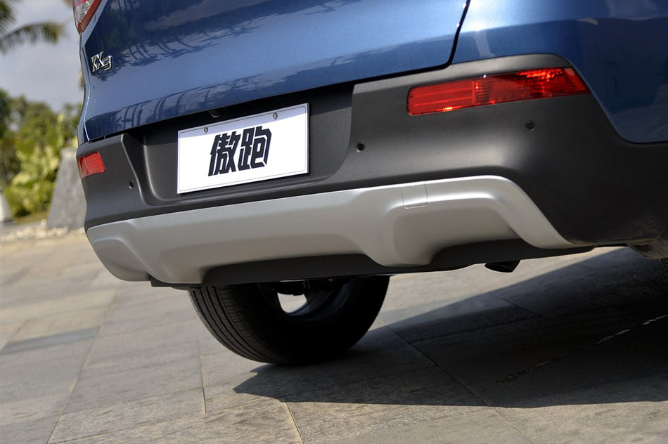 2015款 1.6L 自动两驱PRM 细节