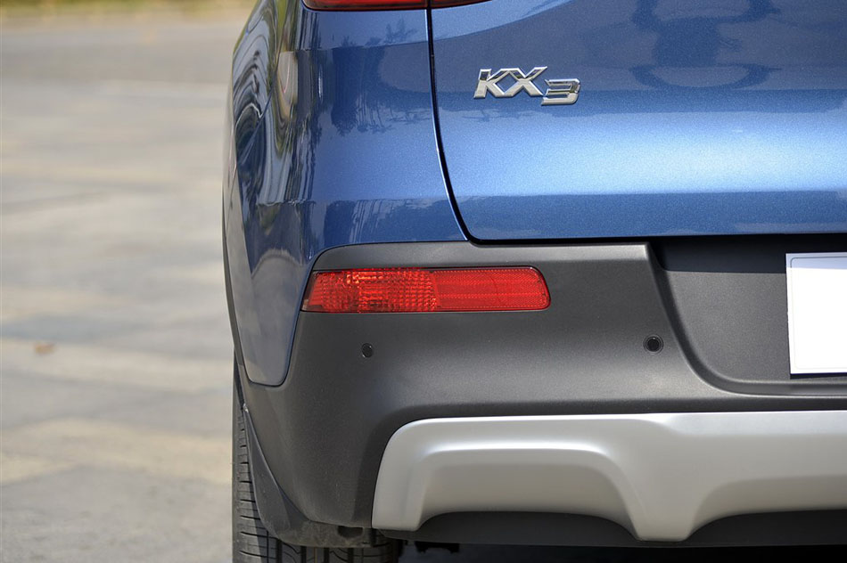 2015款 1.6L 自动两驱PRM 细节