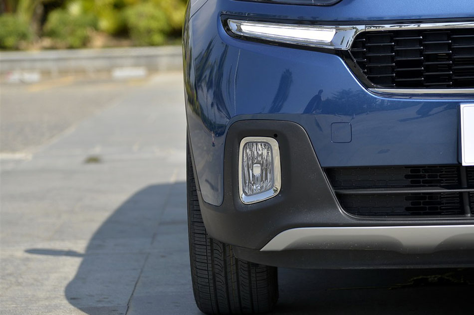 2015款 1.6L 自动两驱PRM 细节